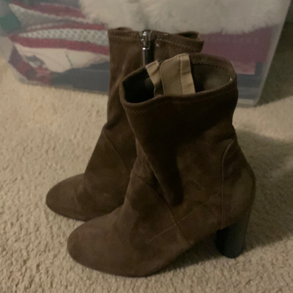 Metaphor heeled brown boots with zipper - Picture 1 of 6